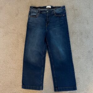 Stylish Dark Blue Women's Cropped Jeans